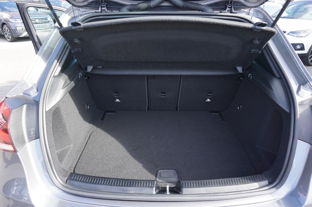 Mercedes-Benz A 200 2021