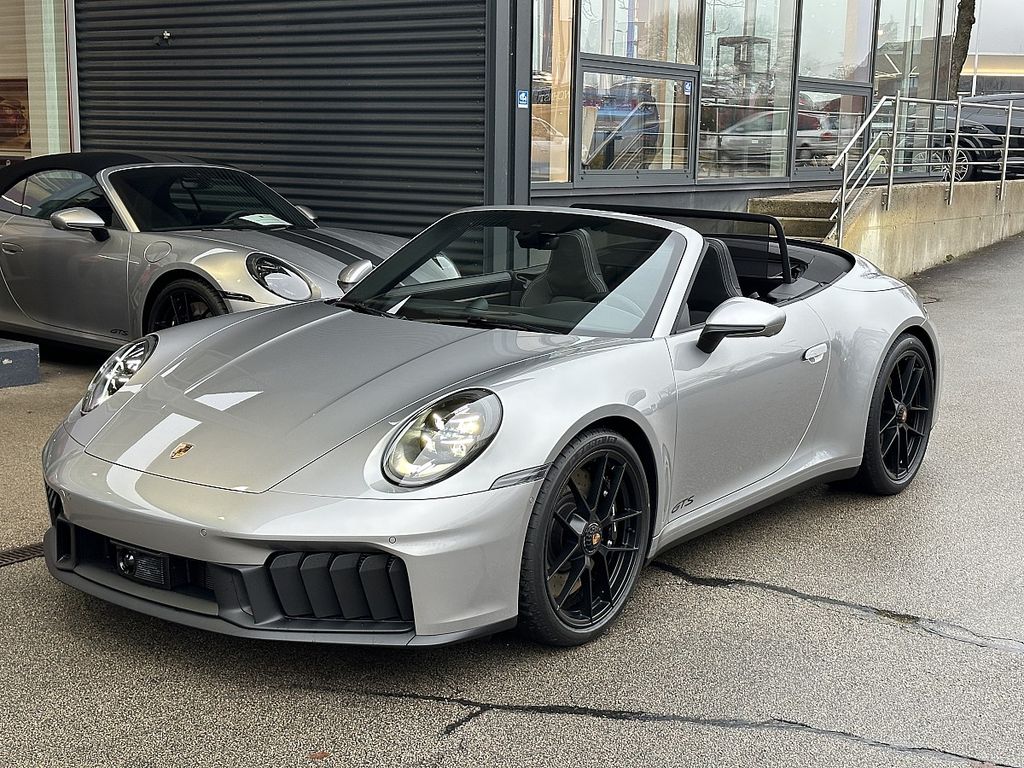 Porsche 911 2025