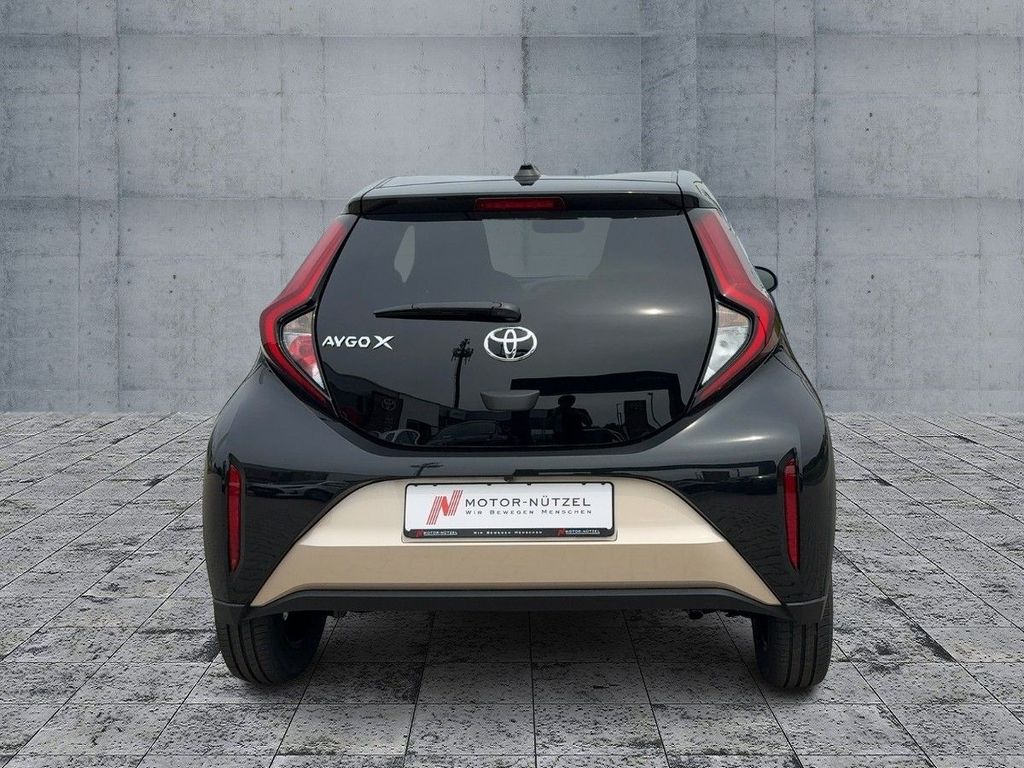 Toyota Aygo (X)