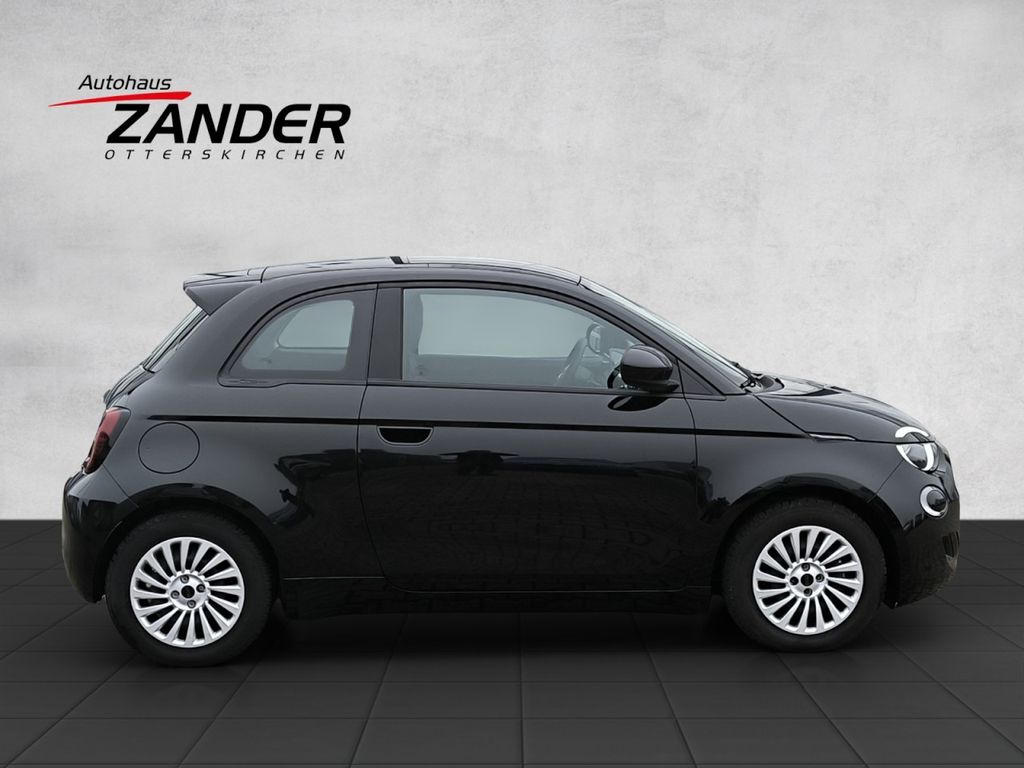 Fiat 500e 2023