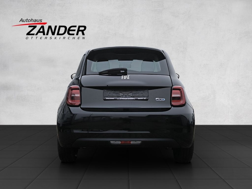 Fiat 500e 2023