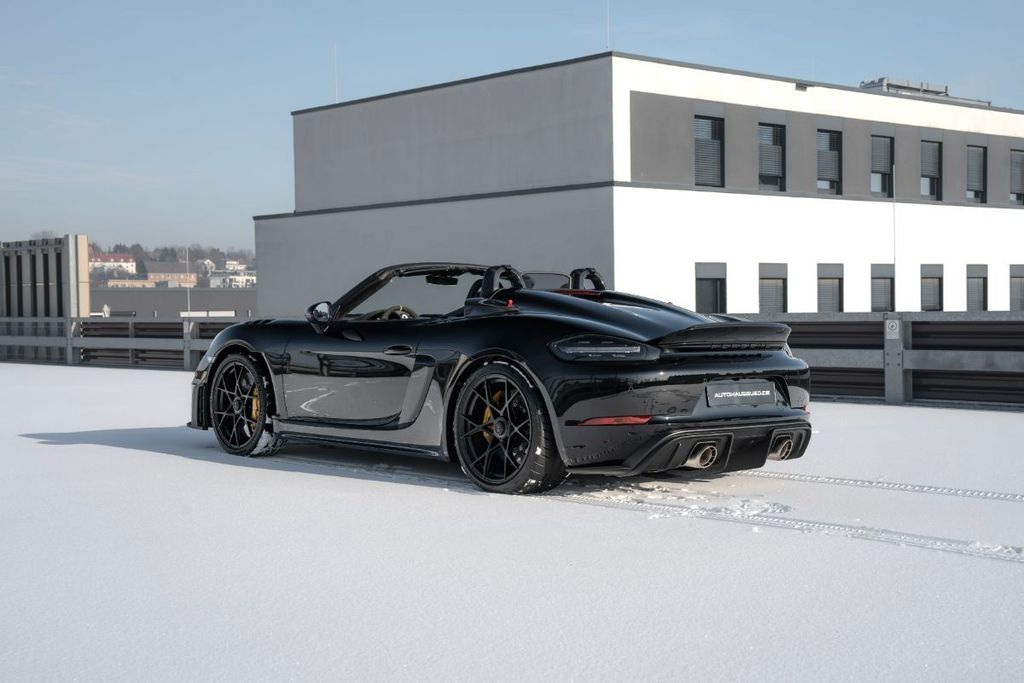 Porsche Boxster 2024