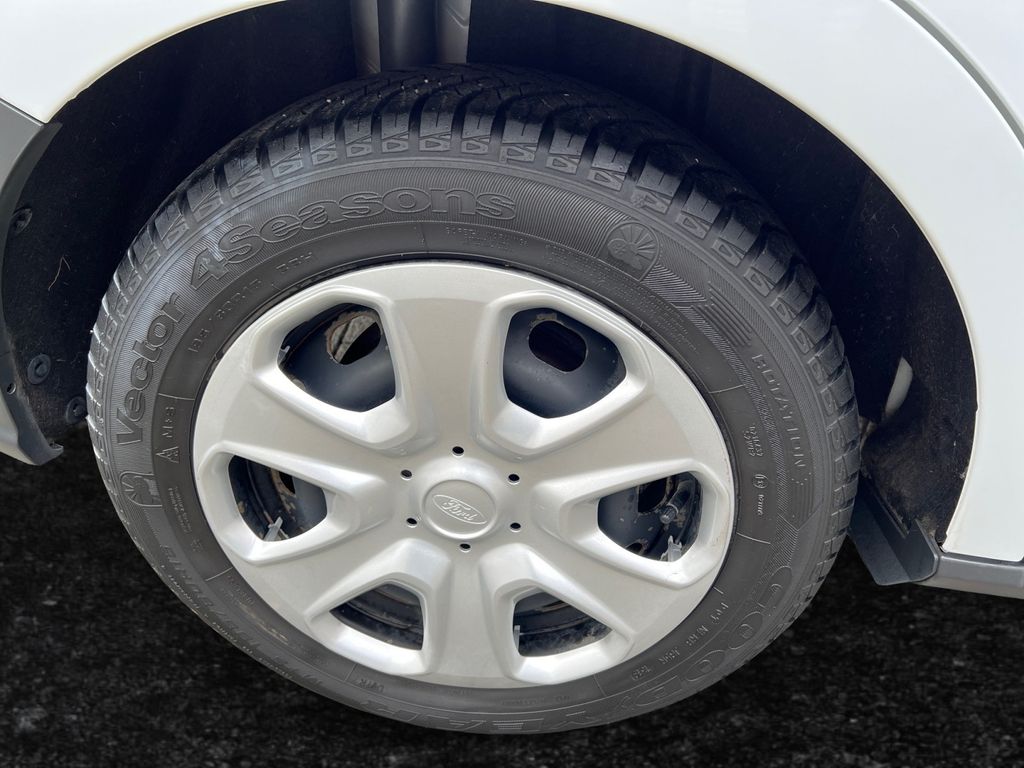 Ford Transit Courier 2019