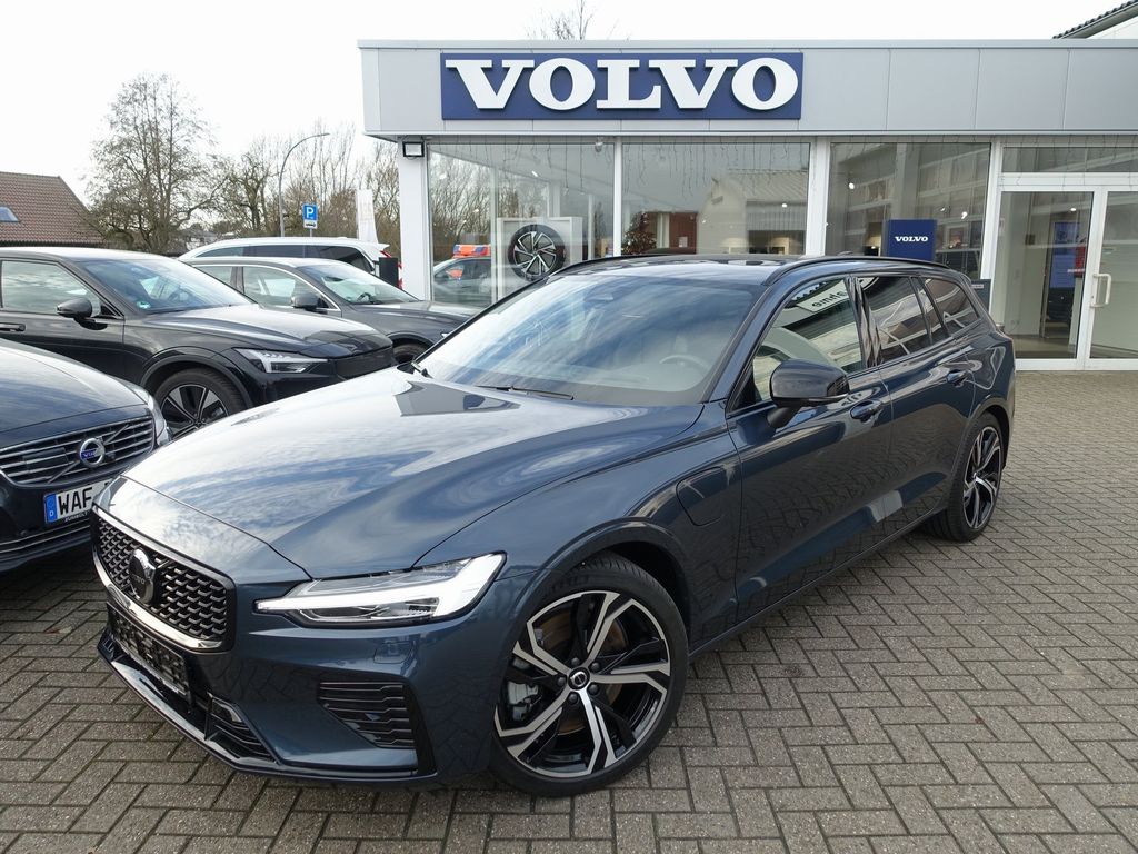 Volvo V60 2025