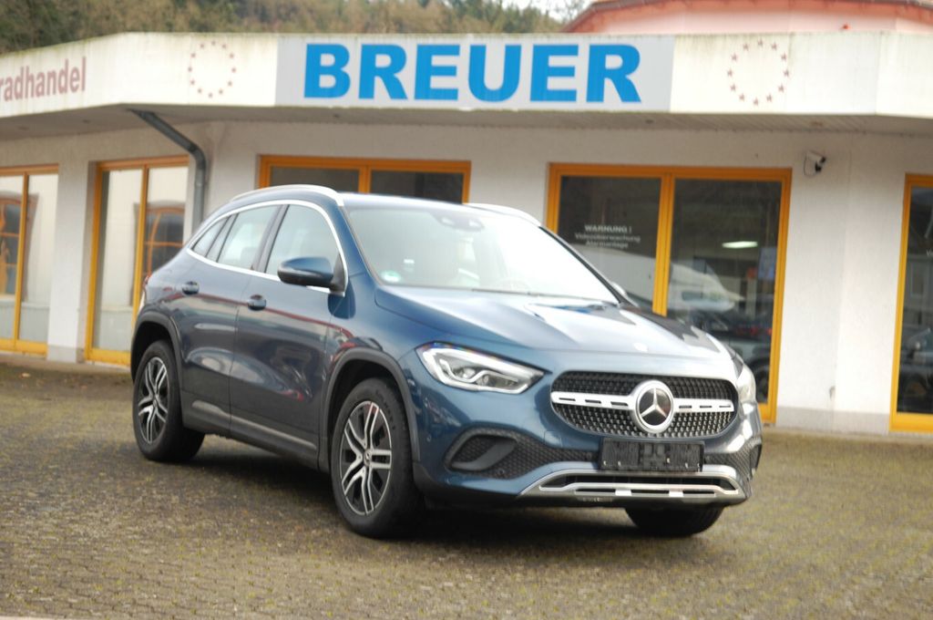 Mercedes-Benz GLA 250 2020