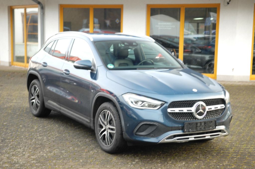 Mercedes-Benz GLA 250 2020