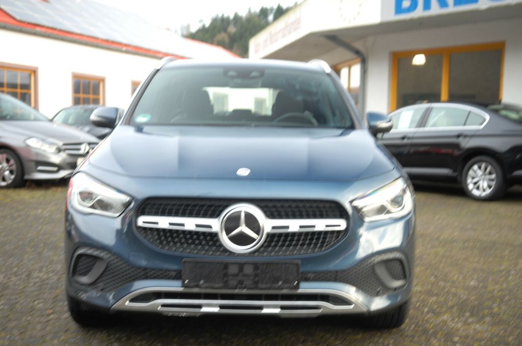 Mercedes-Benz GLA 250 2020