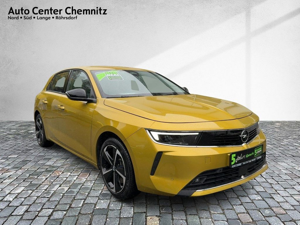 Opel Astra 2022
