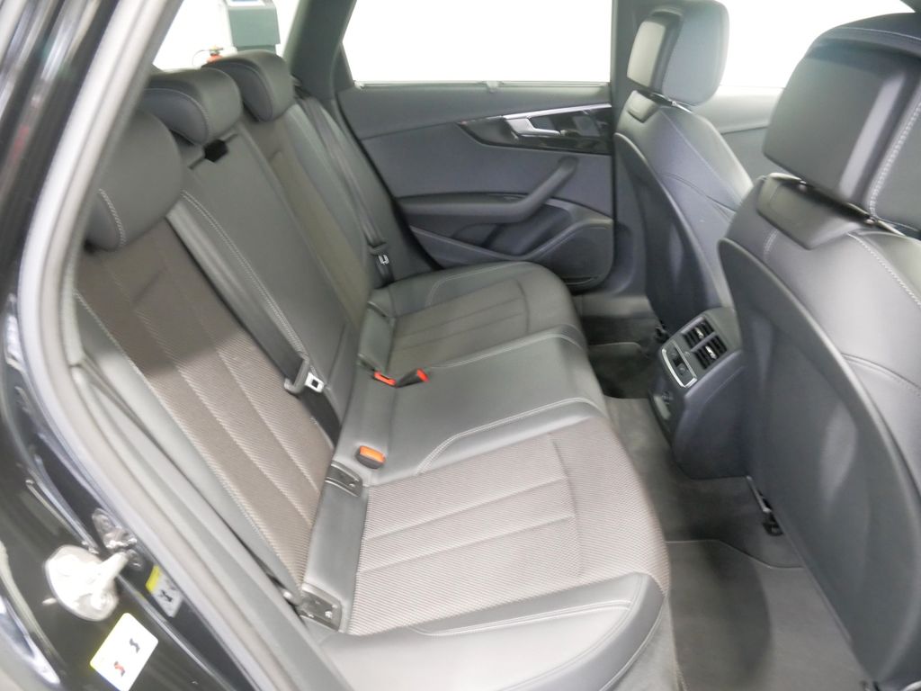 Audi A4 2022