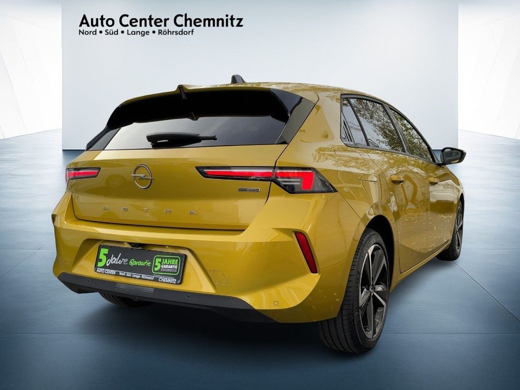 Opel Astra 2022