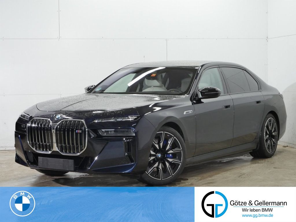 BMW i7 2024