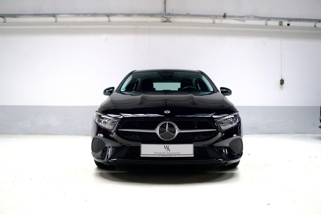 Mercedes-Benz A 200 2024