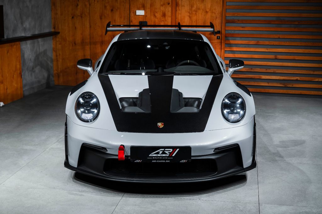 Porsche 992 2025