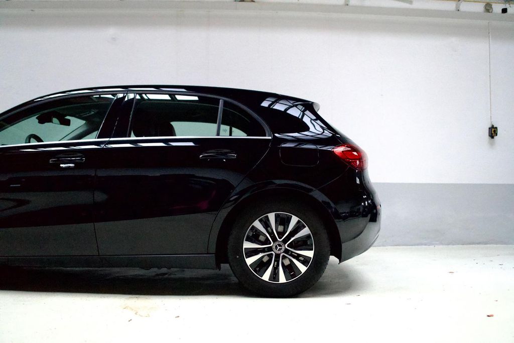 Mercedes-Benz A 200 2024