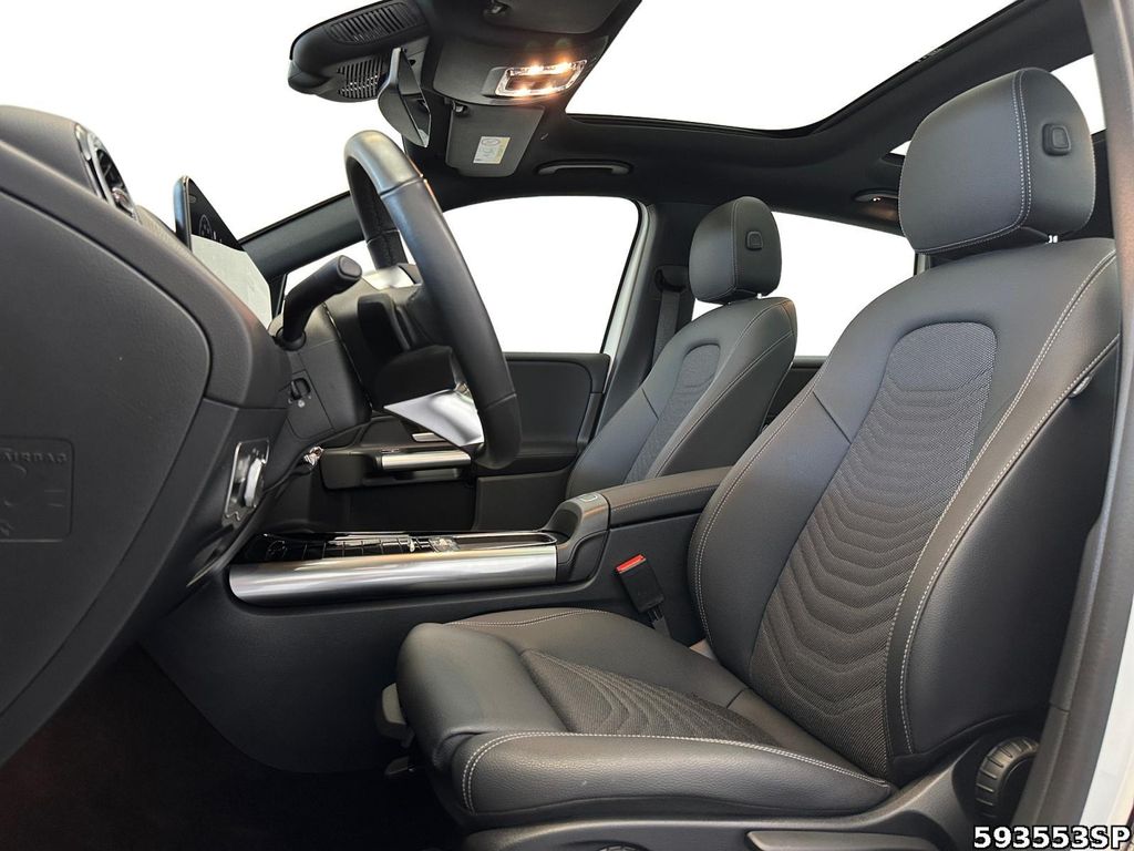 Mercedes-Benz B 200 2024