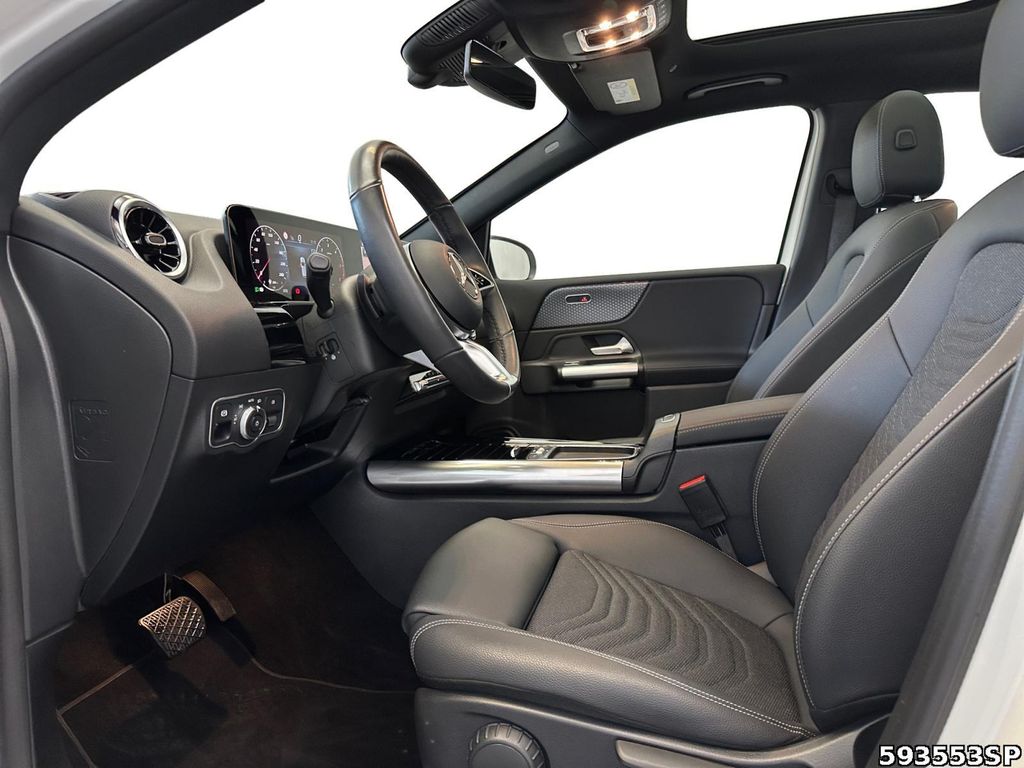 Mercedes-Benz B 200 2024