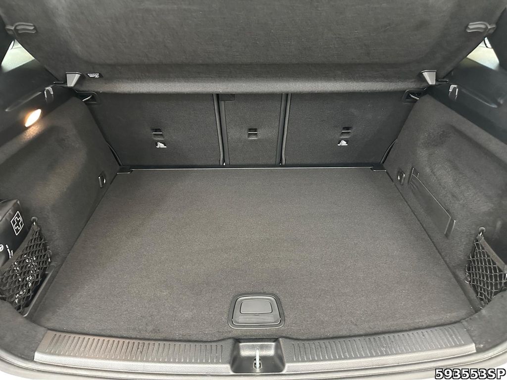 Mercedes-Benz B 200 2024