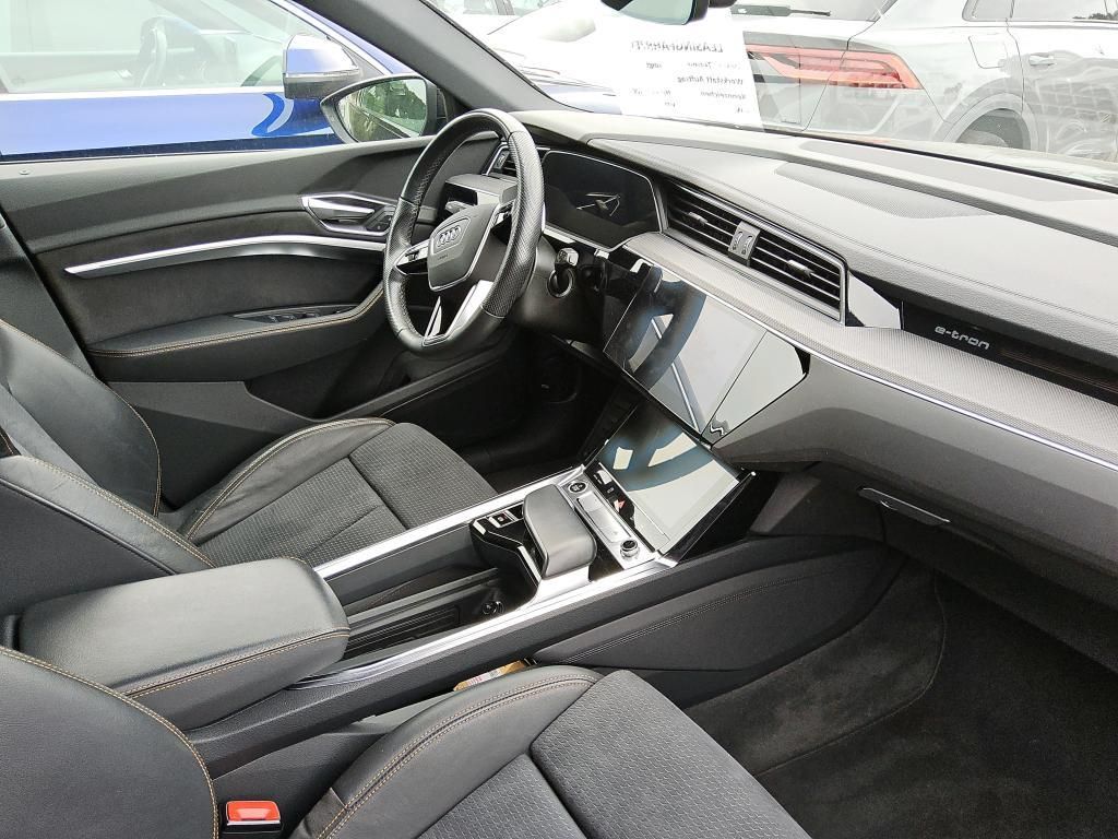 Audi e-tron 2022