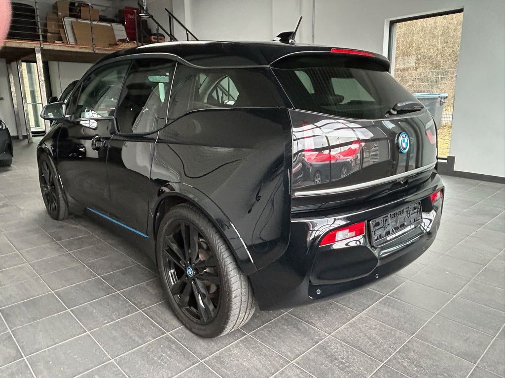 BMW i3 2024