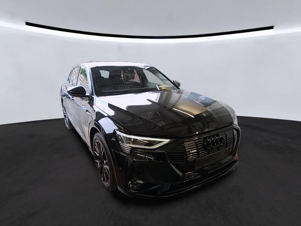 Audi e-tron 2022