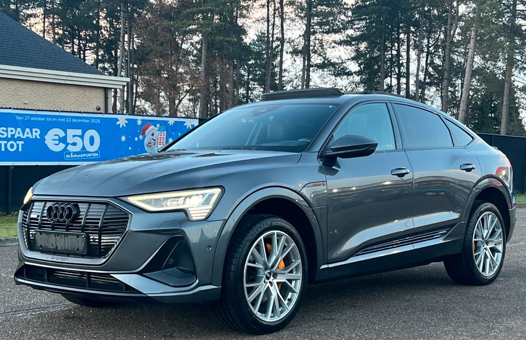 Audi e-tron 2022