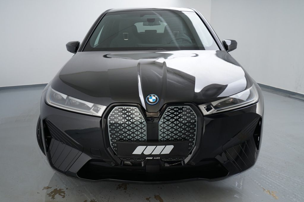BMW iX 2023