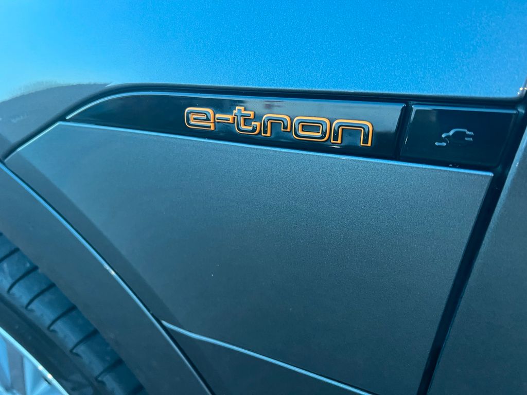 Audi e-tron 2022
