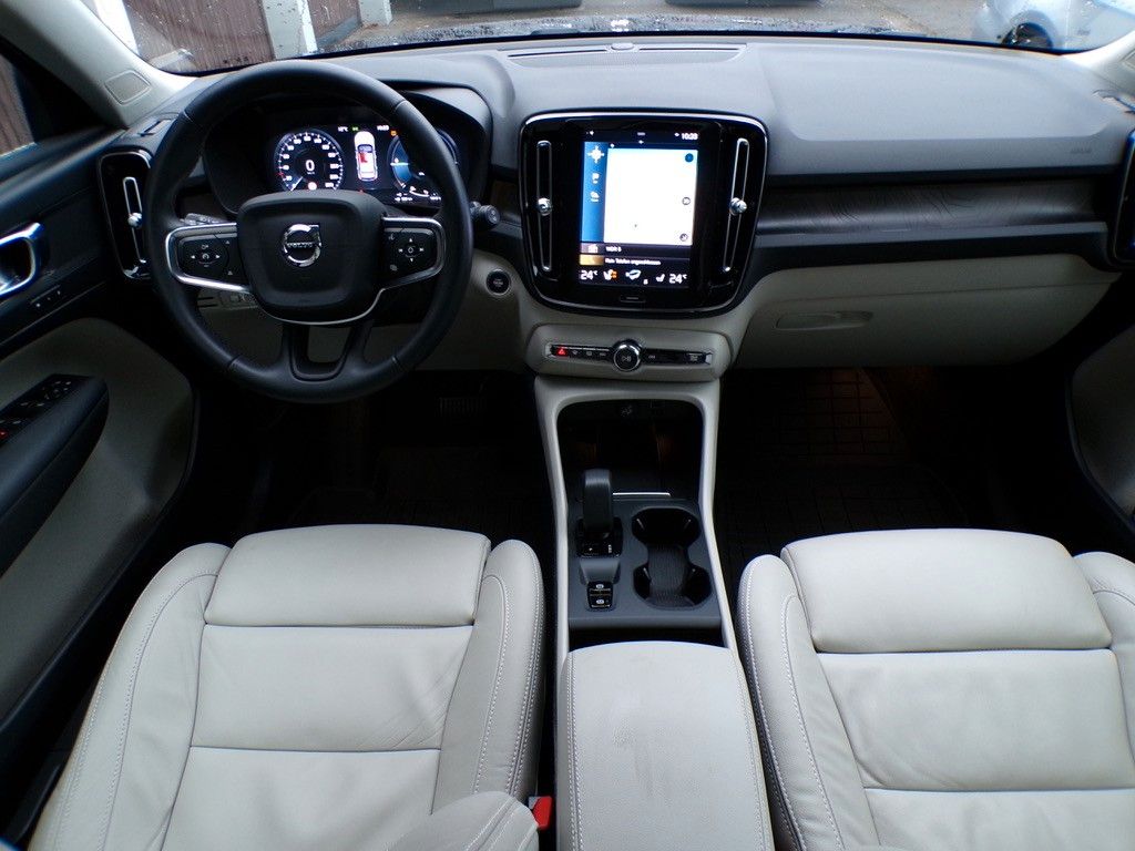 Volvo XC40 2022