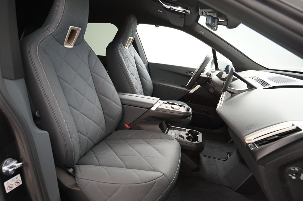 BMW iX 2023