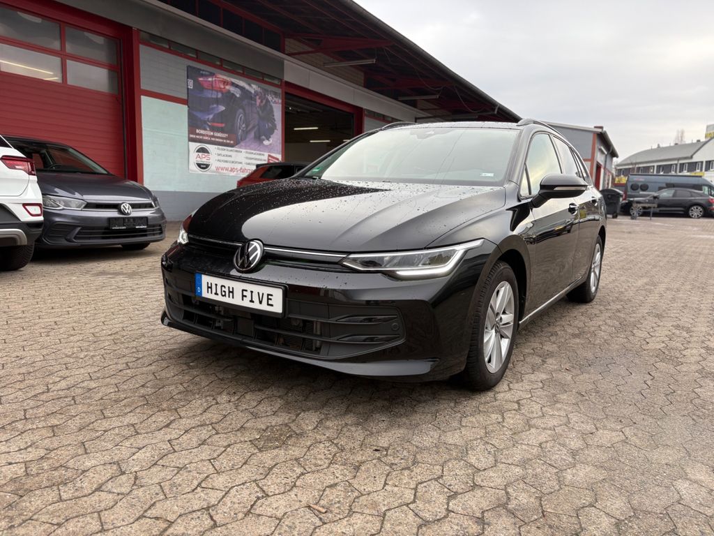 Volkswagen Golf 2025