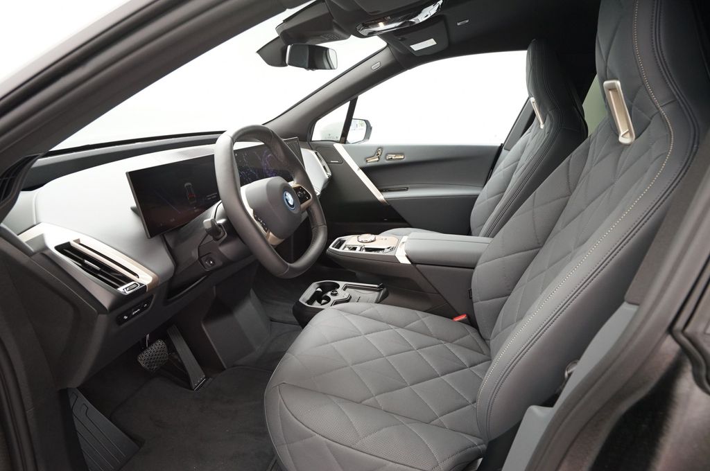 BMW iX 2023