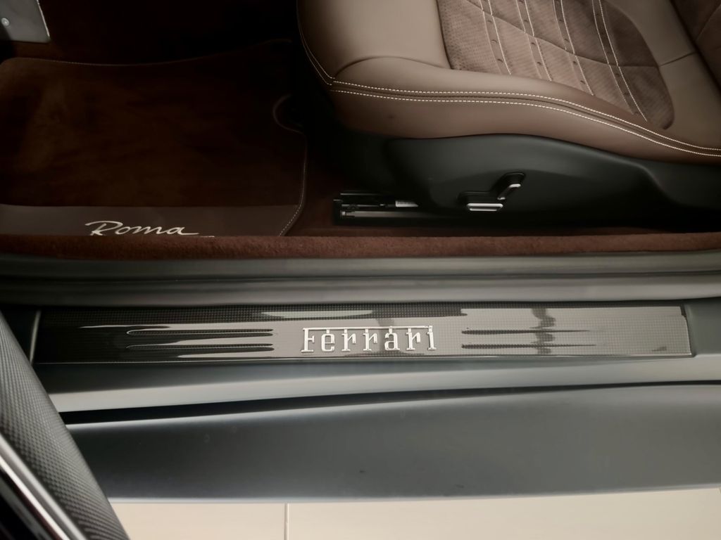 Ferrari Roma 2025