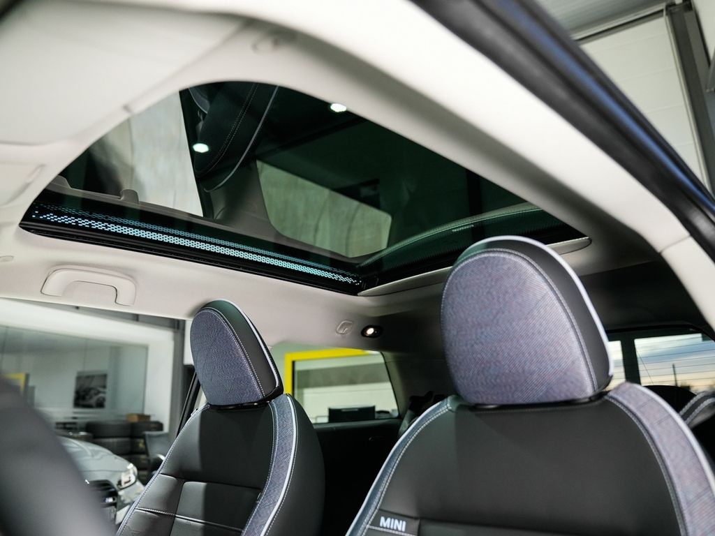 MINI Cooper SE 2024