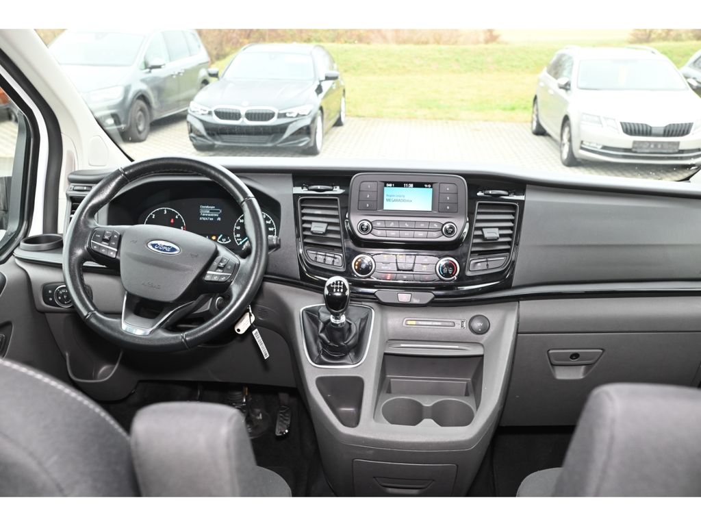 Ford Tourneo Custom 2022