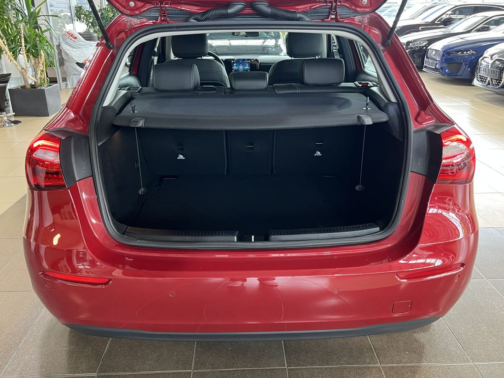 Mercedes-Benz A 200 2021