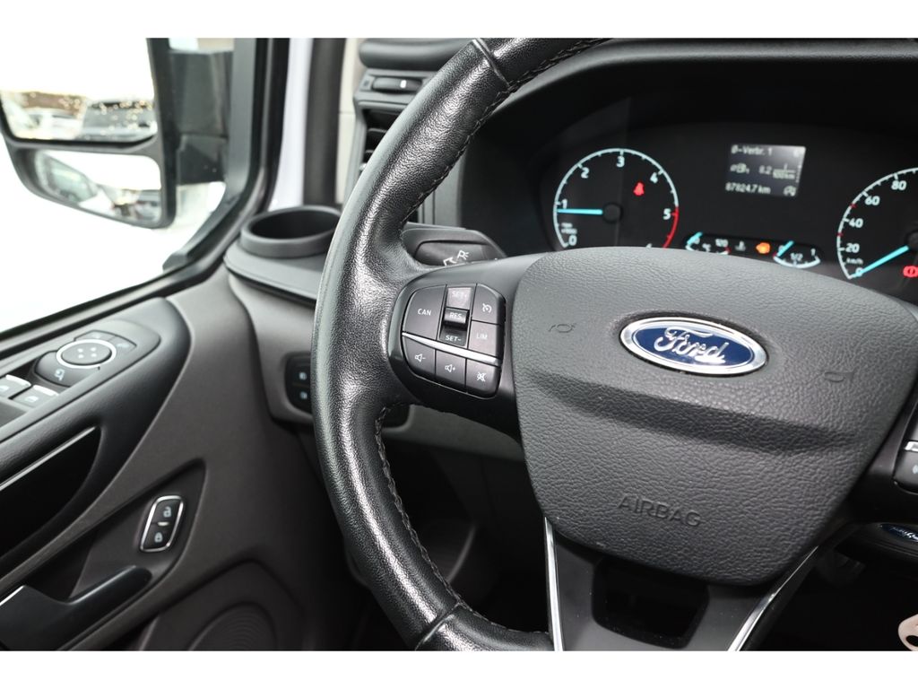 Ford Tourneo Custom 2022