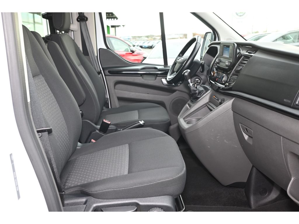 Ford Tourneo Custom 2022