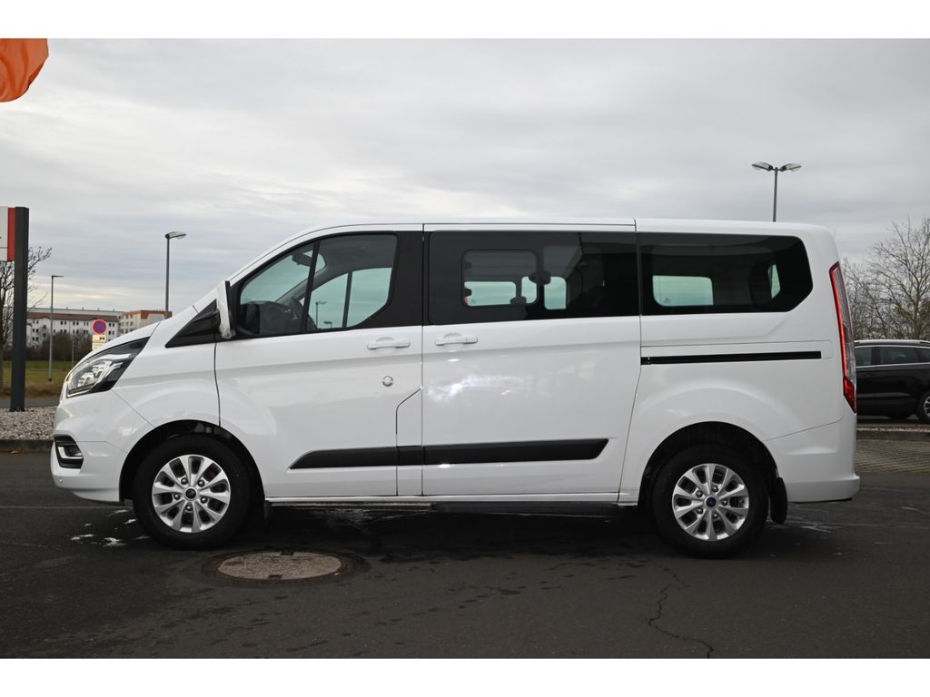 Ford Tourneo Custom 2022