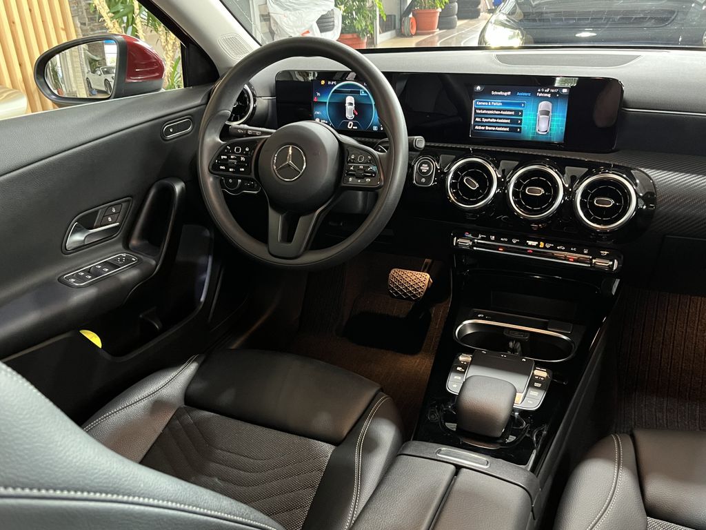 Mercedes-Benz A 200 2021