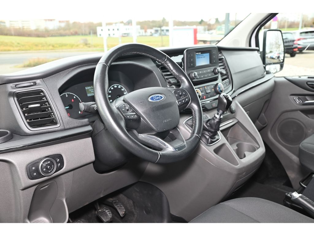 Ford Tourneo Custom 2022