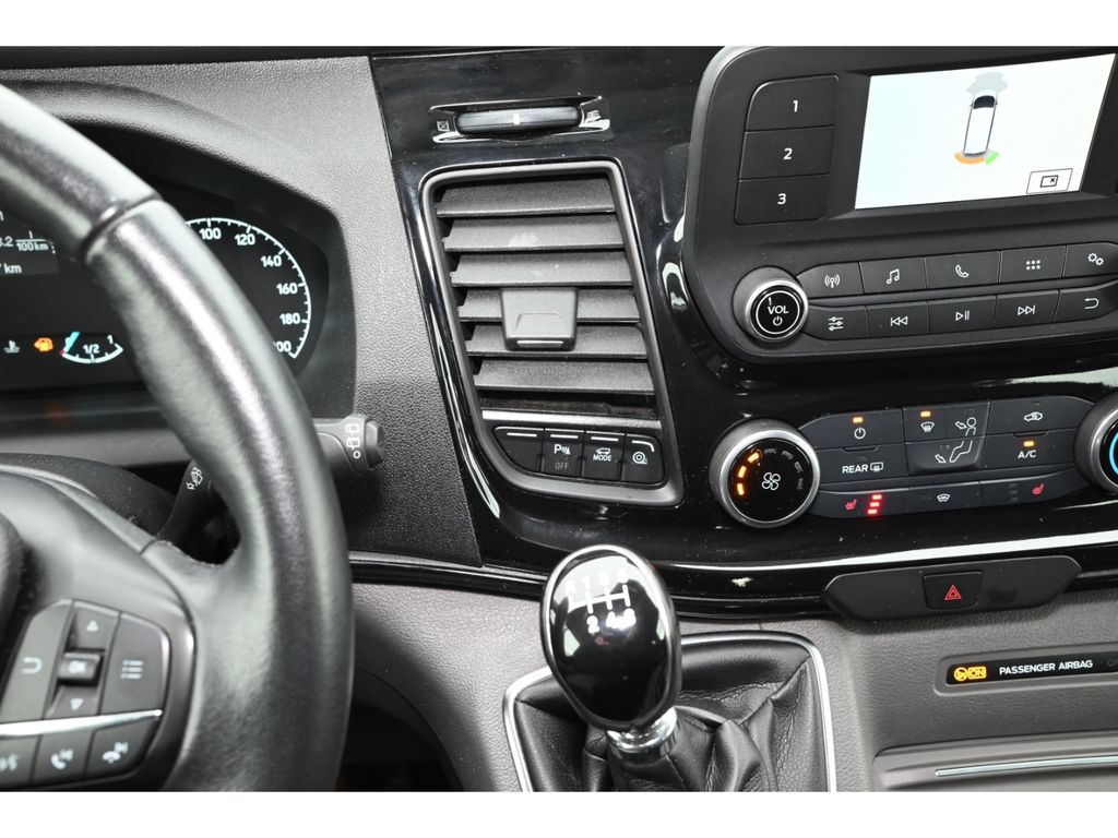 Ford Tourneo Custom 2022