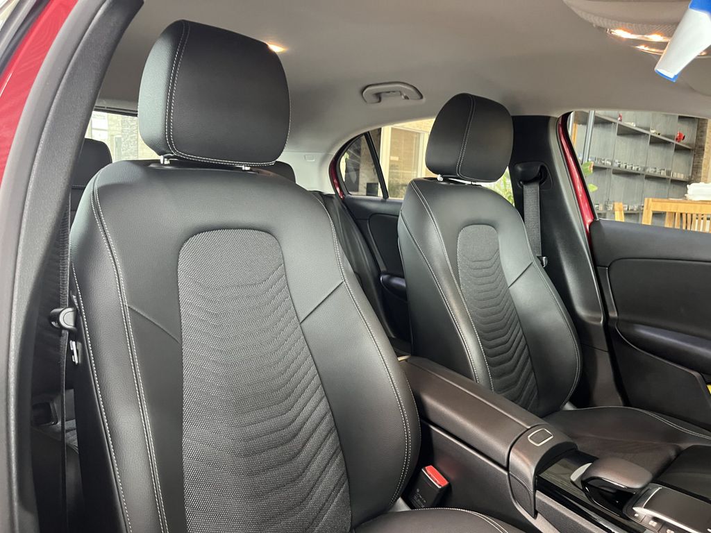 Mercedes-Benz A 200 2021