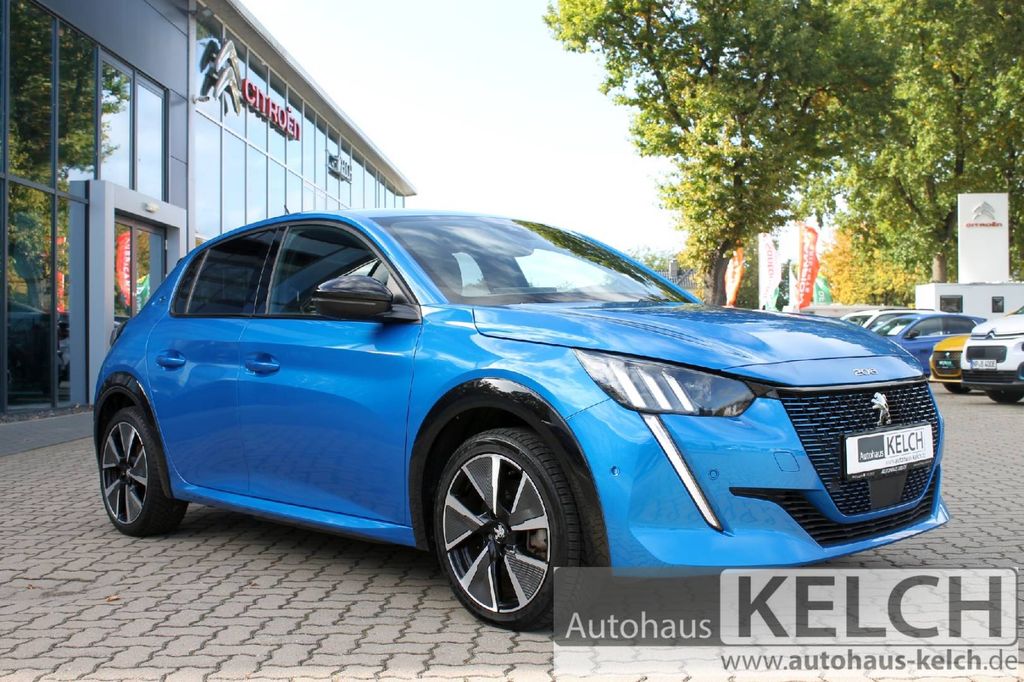 Peugeot e-208 2022