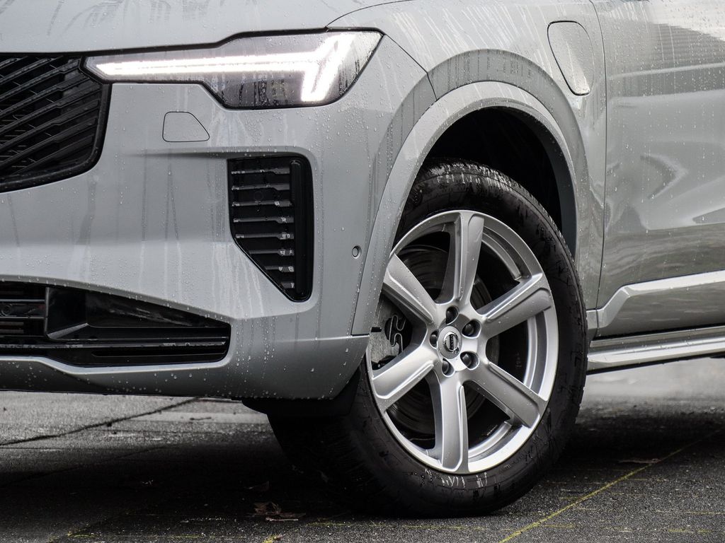 Volvo XC90 2025