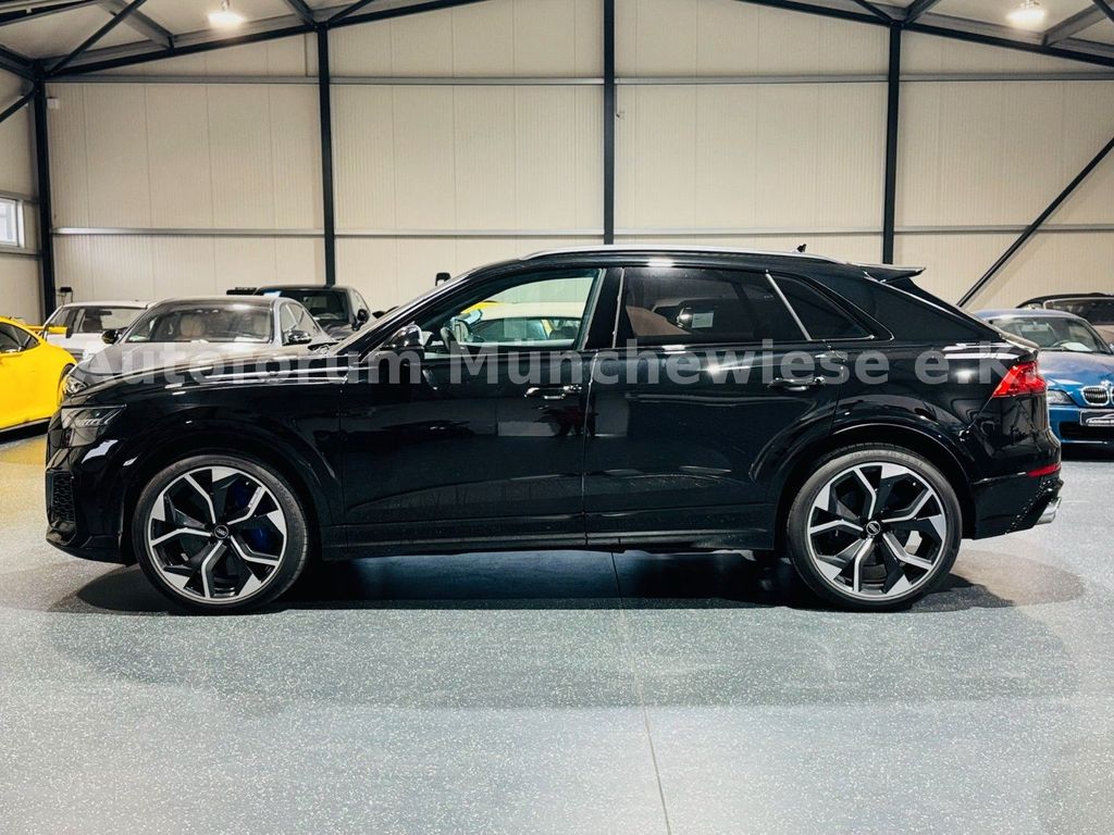 Audi RSQ8 2023