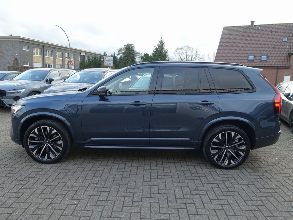 Volvo XC90 2025