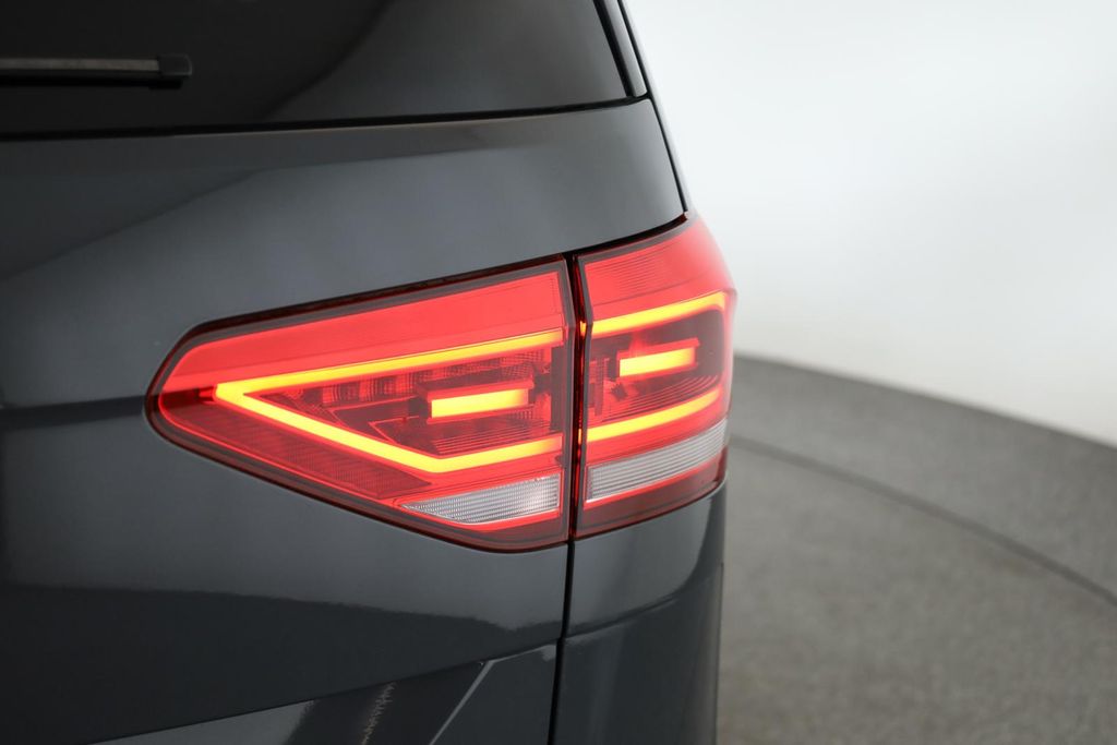 Volkswagen Touran 2025