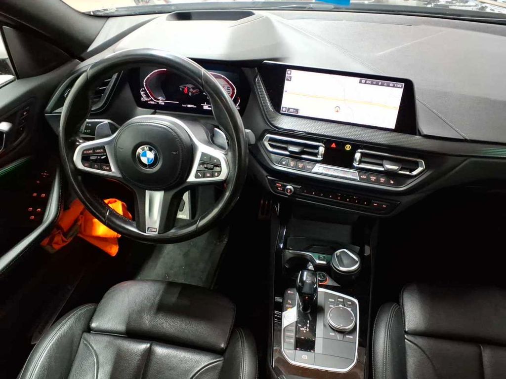BMW 220 2021