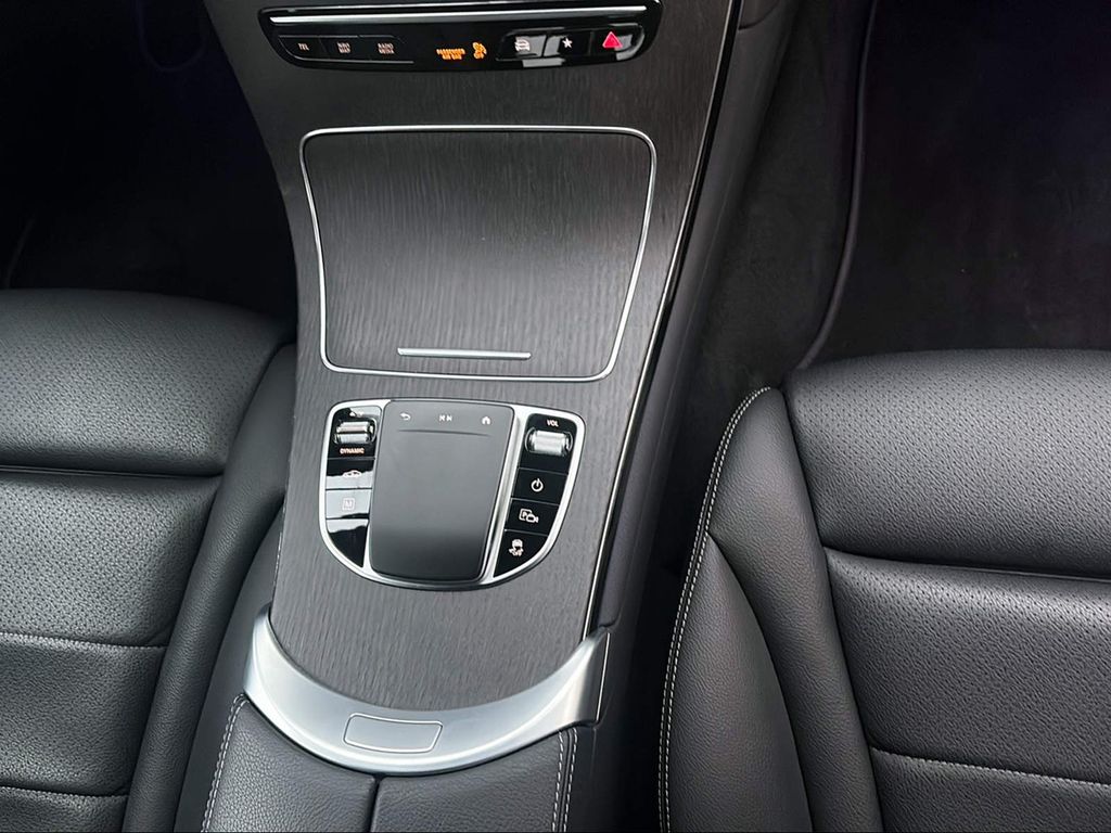 Mercedes-Benz GLC 300 2022