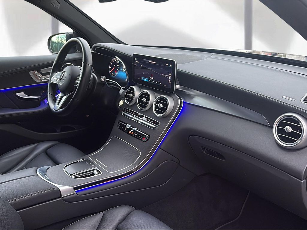 Mercedes-Benz GLC 300 2022